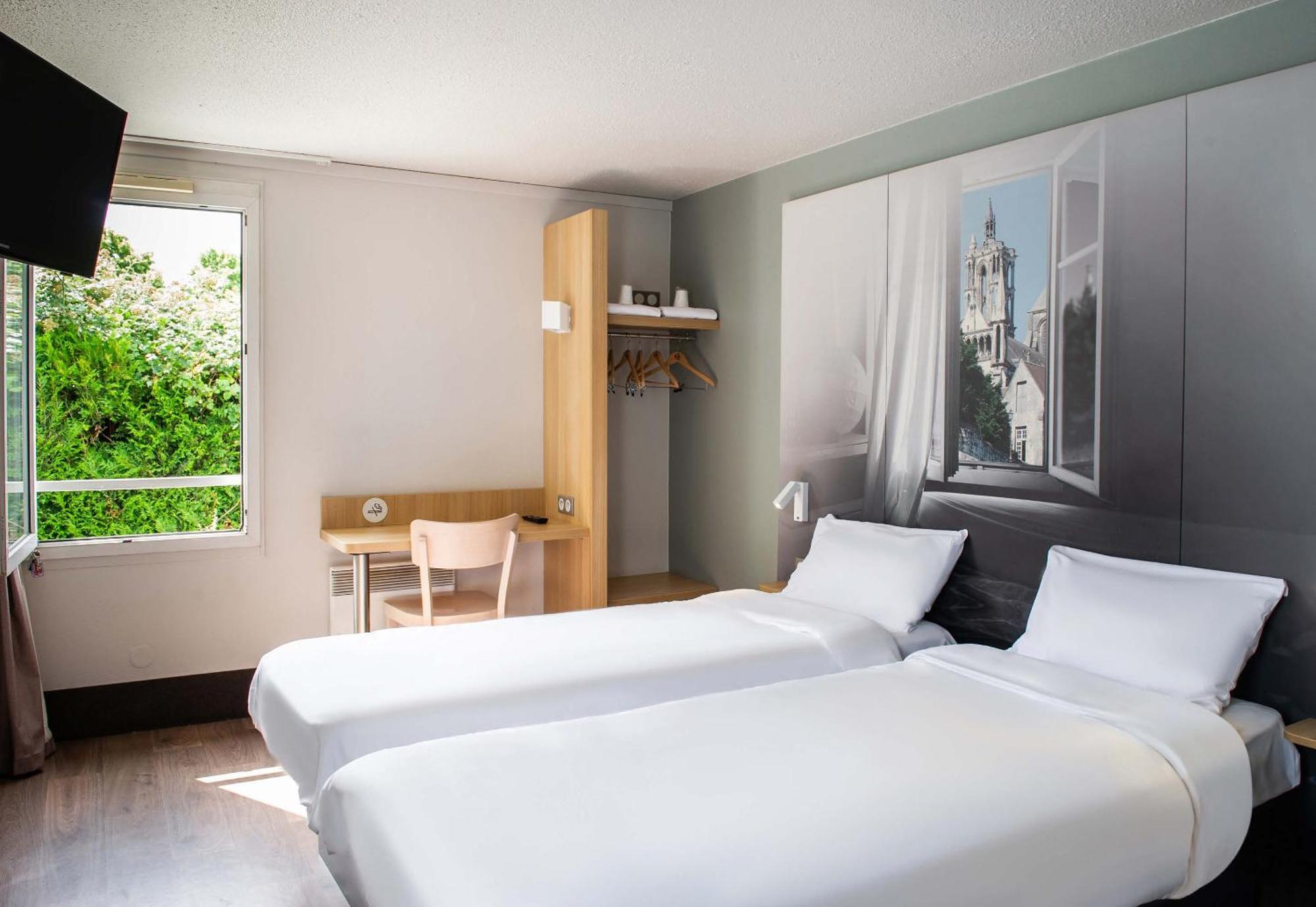 B&B Hotel Saint-Quentin エクステリア 写真